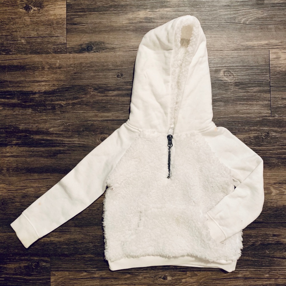 Carter’s sweatshirt